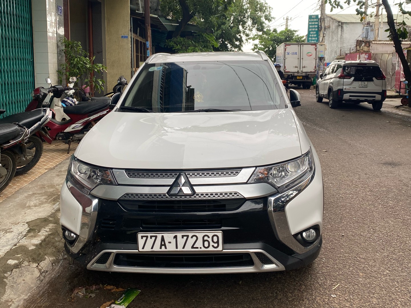 MITSUBISHI OUTLANDER 2020