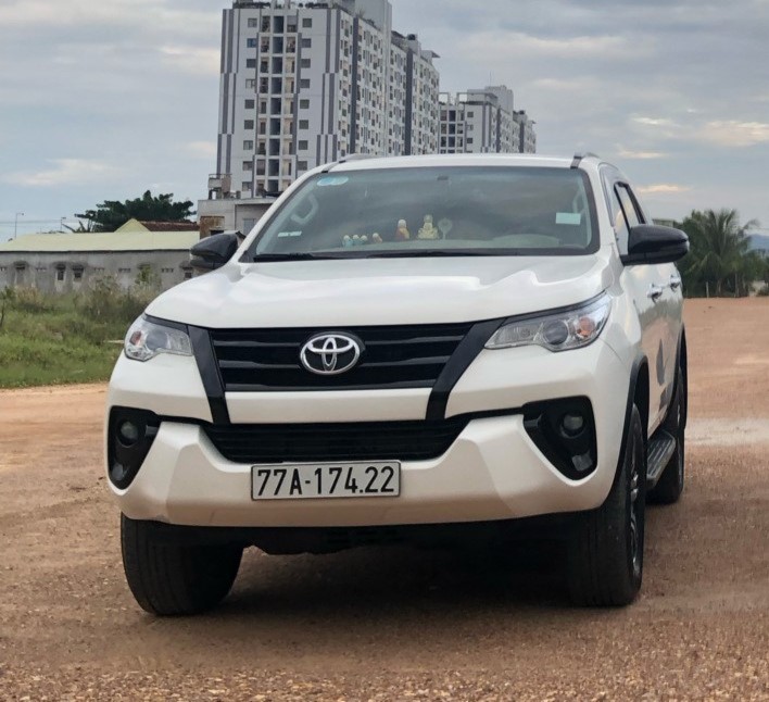 TOYOTA FORTUNER 2020