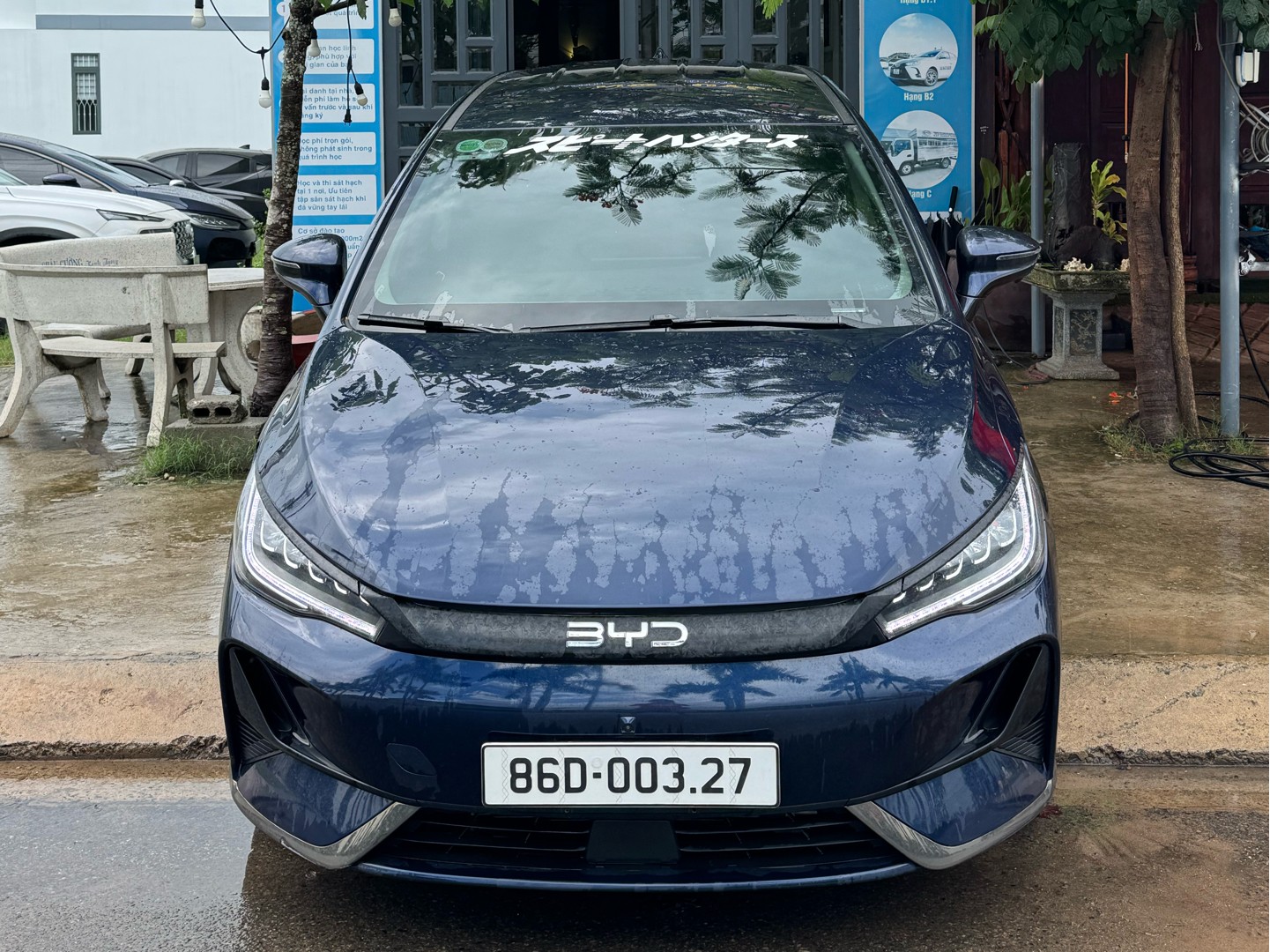 BYD M6 2025