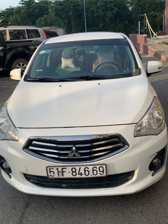 MITSUBISHI ATTRAGE 2016