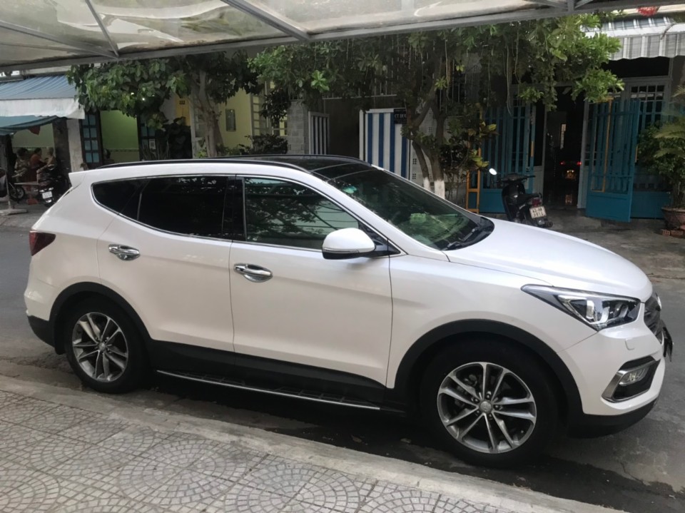 HYUNDAI SANTAFE 2018