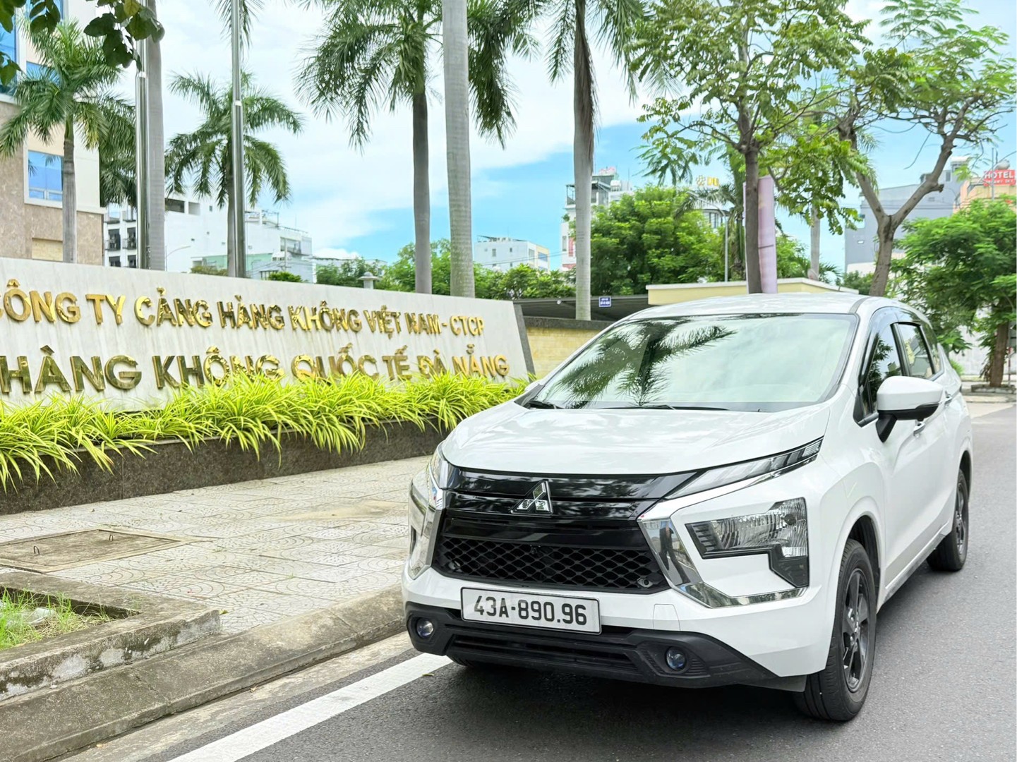 MITSUBISHI XPANDER 2024