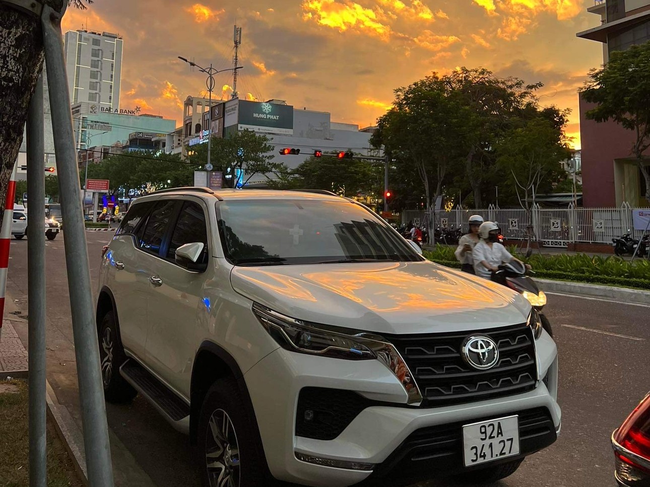 TOYOTA FORTUNER 2023
