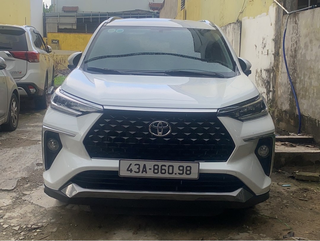 TOYOTA VELOZ CROSS 2023