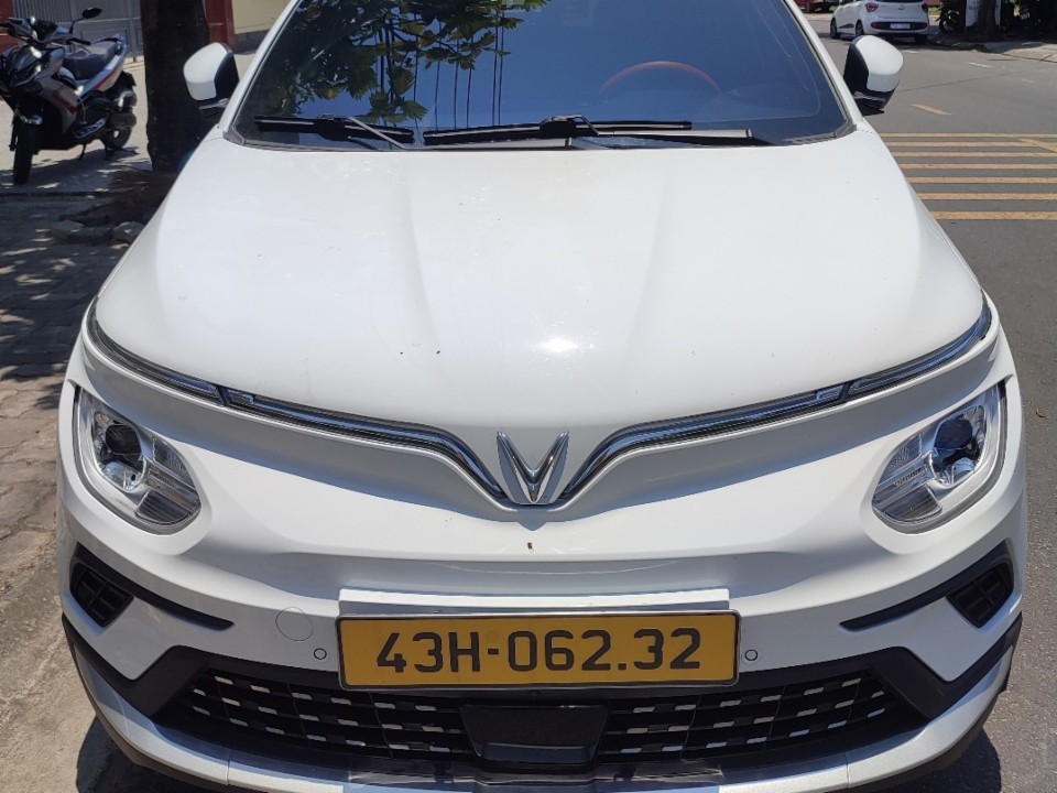 VINFAST VF E34 2023
