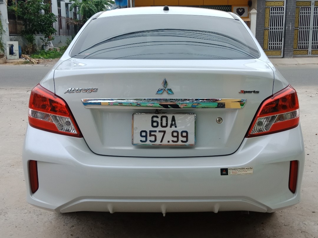 MITSUBISHI ATTRAGE 2021