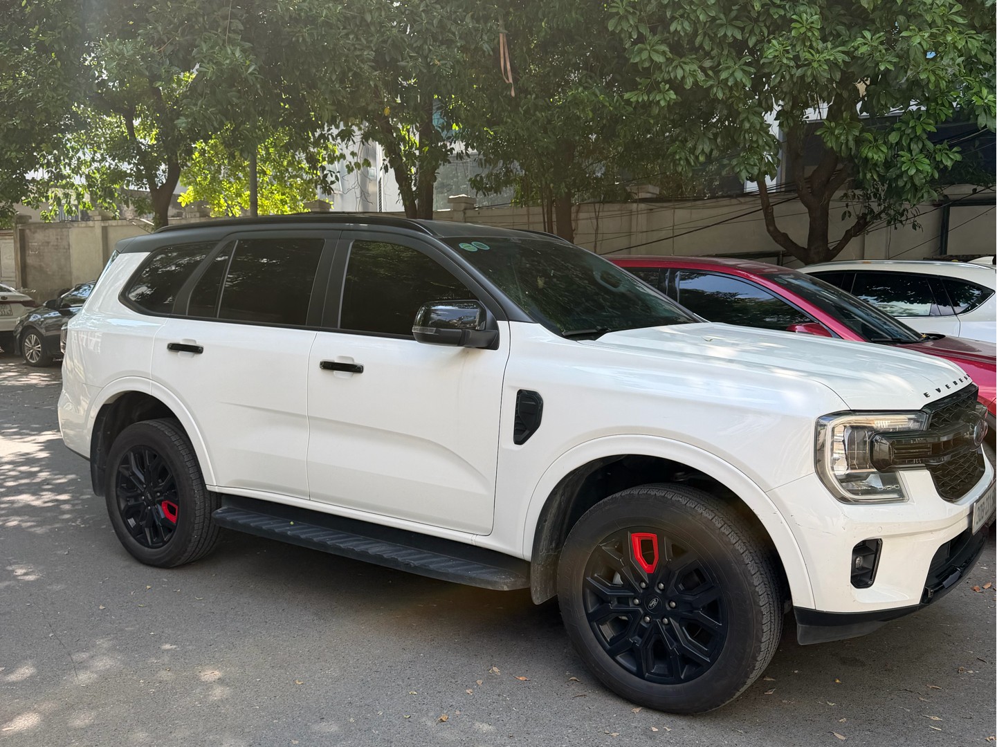 FORD EVEREST TITANIUM 2025