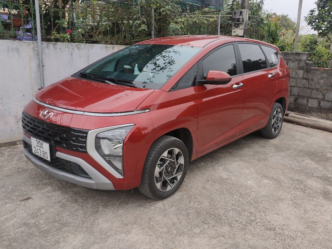 HYUNDAI STARGAZER 2022