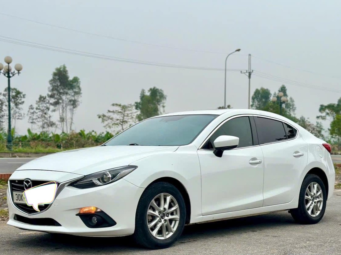 MAZDA 3 LUXURY 2016