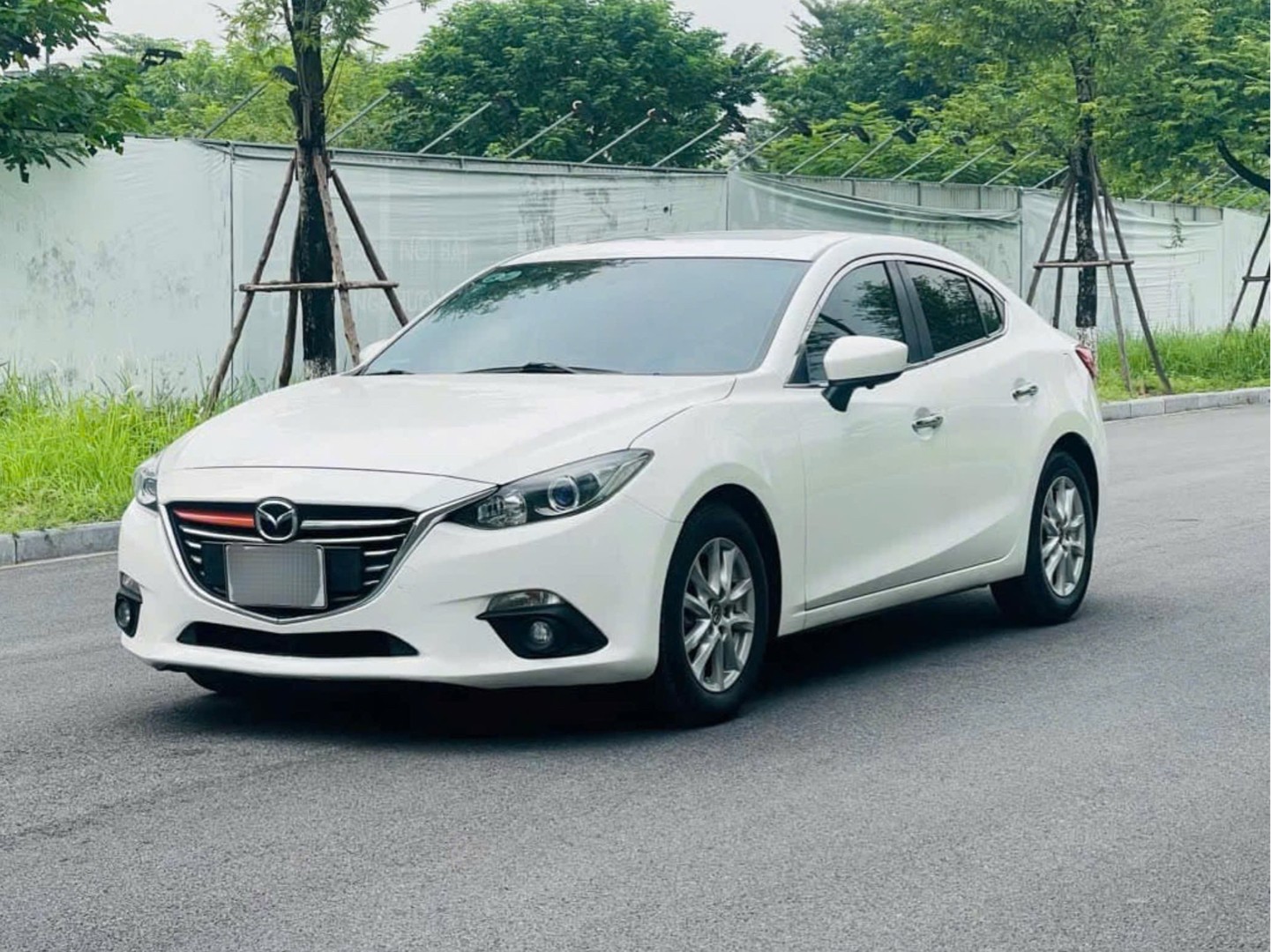 MAZDA 3 LUXURY 2017