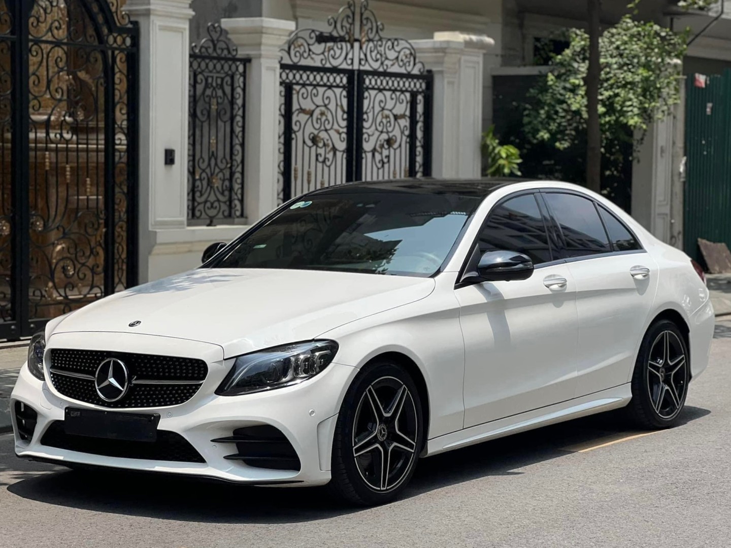 MERCEDES C200 2018