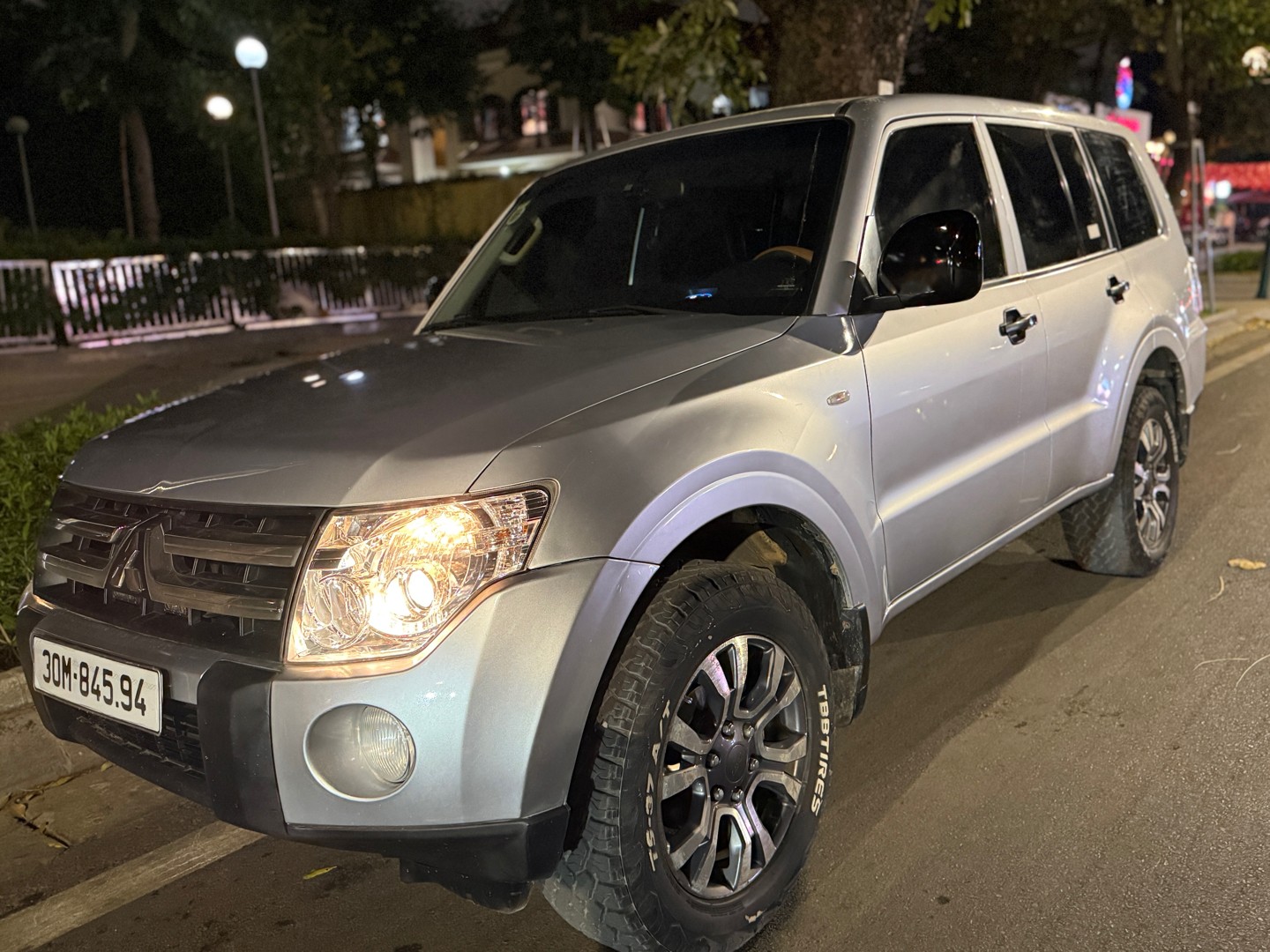 MITSUBISHI PAJERO SPORT 2010