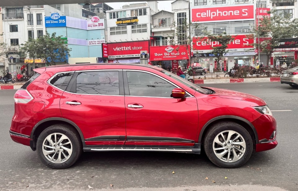 NISSAN X TRAIL 2019