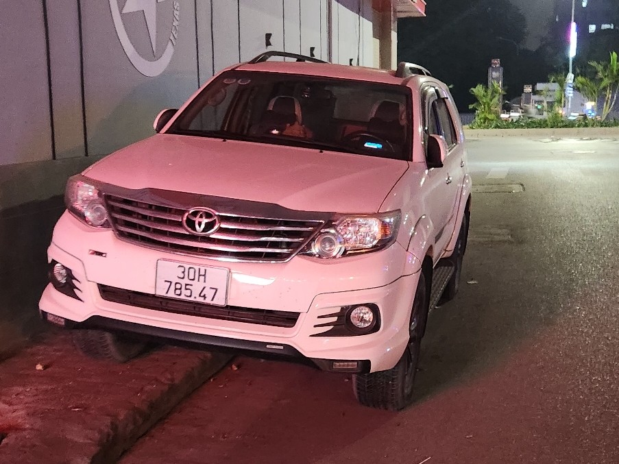 TOYOTA FORTUNER 2016