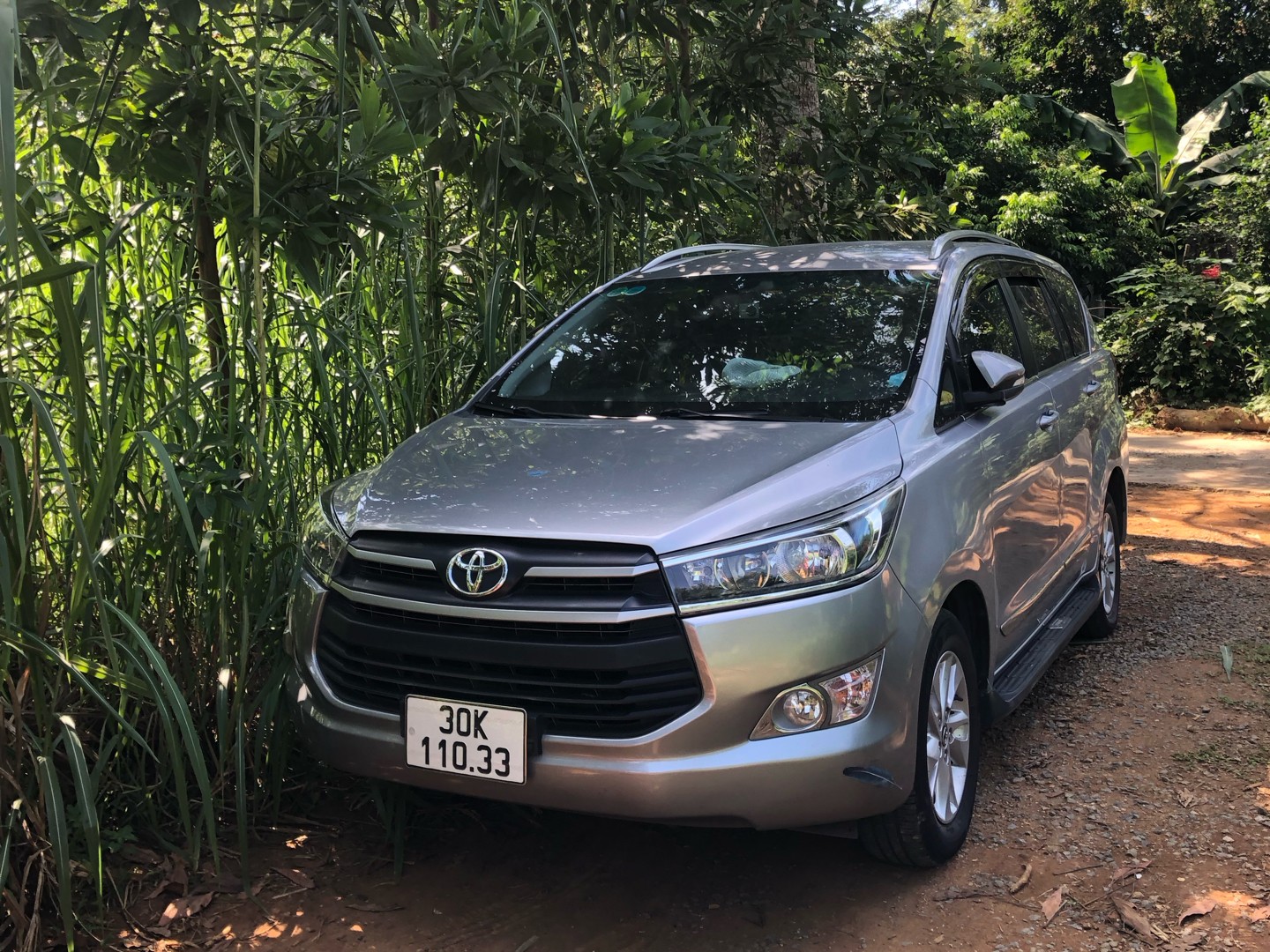 TOYOTA INNOVA 2016