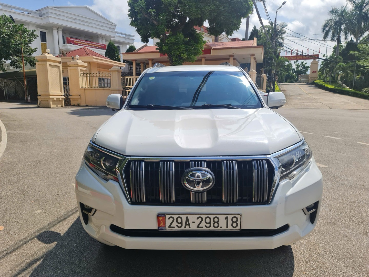 TOYOTA LAND CRUISER 2015