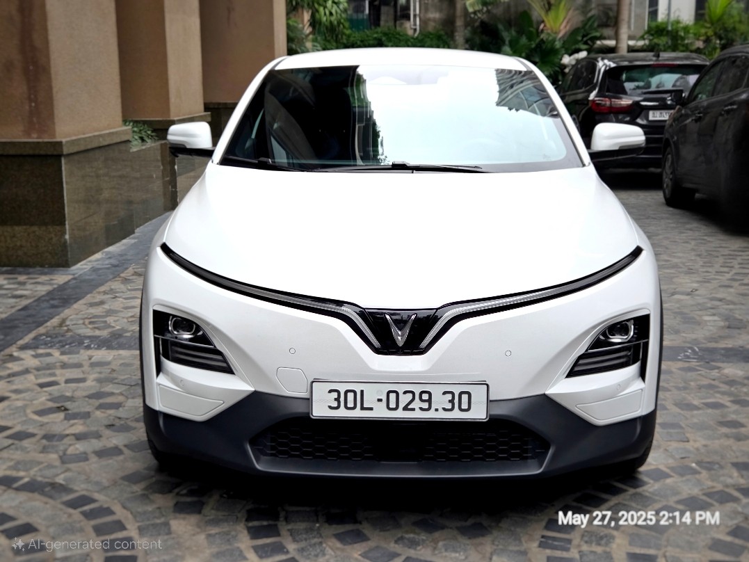 VINFAST VF6 PLUS 2025