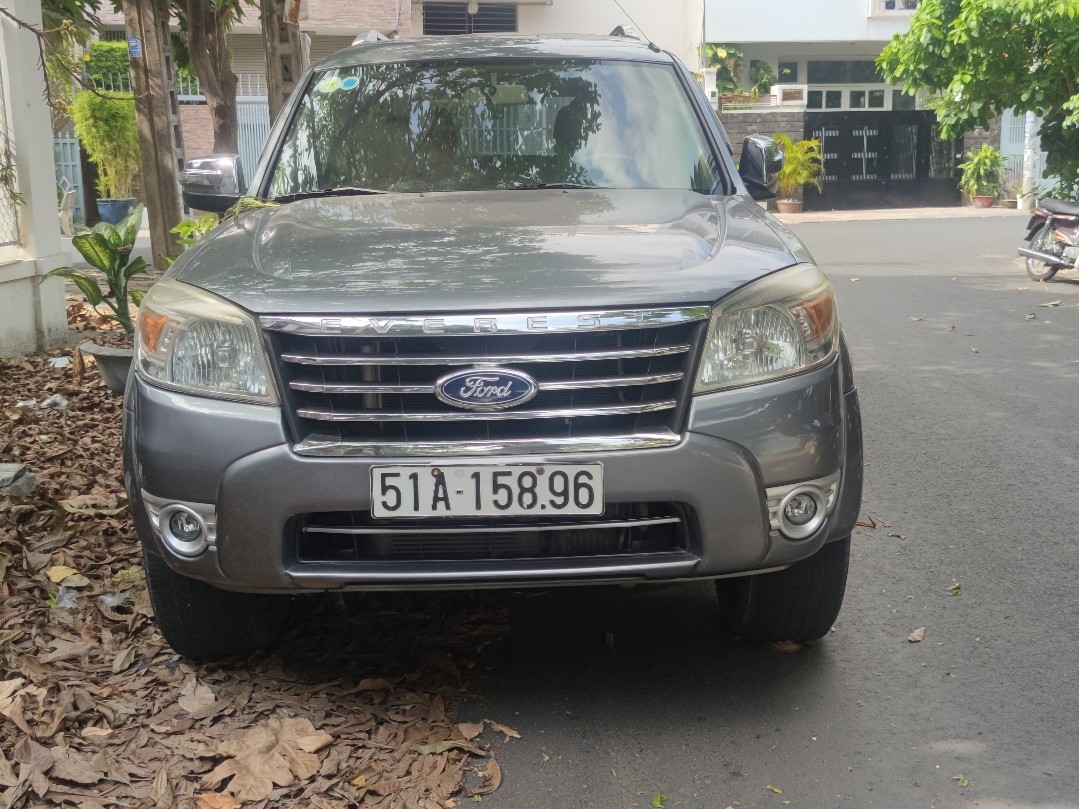 FORD EVEREST 2011