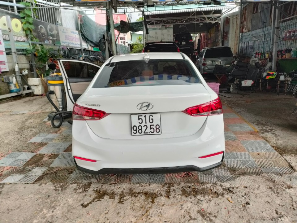 HYUNDAI ACCENT 2019