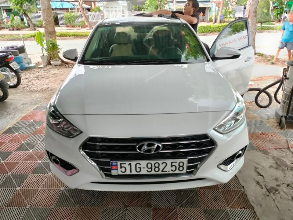 HYUNDAI ACCENT 2019