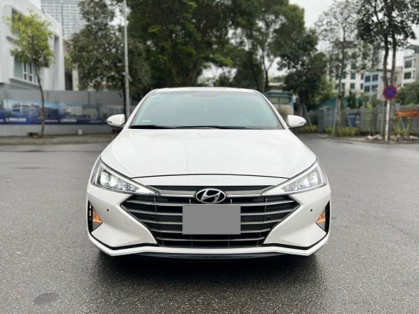 HYUNDAI ELANTRA 2022