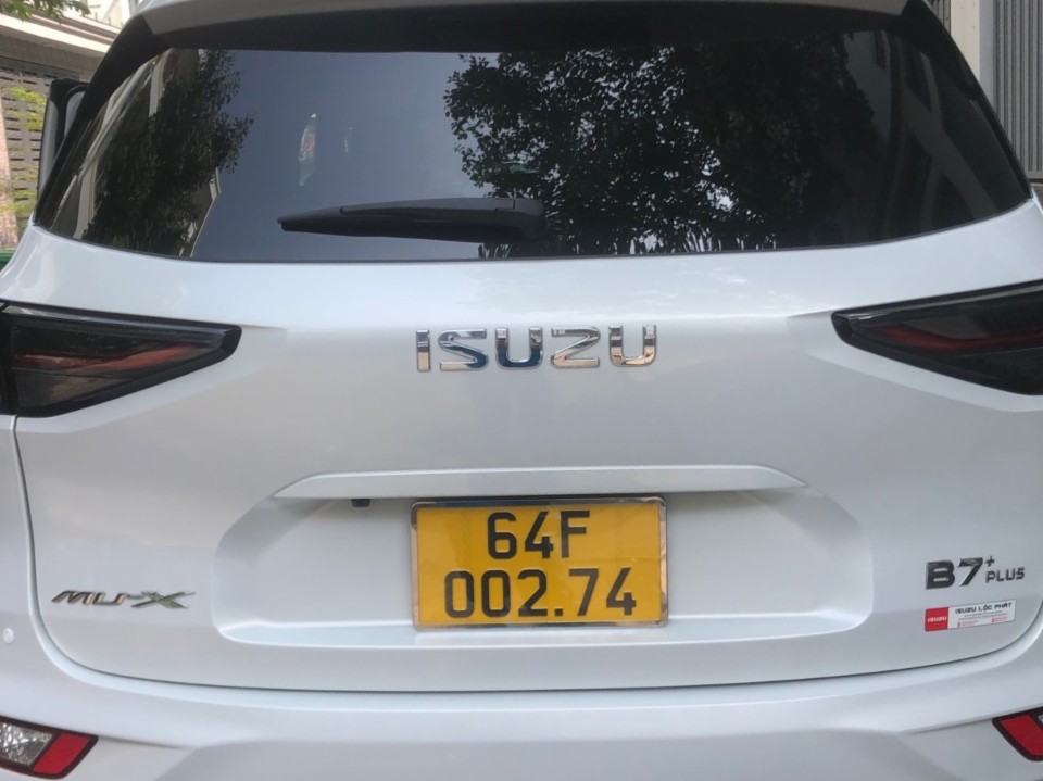 ISUZU MUX B7 2023