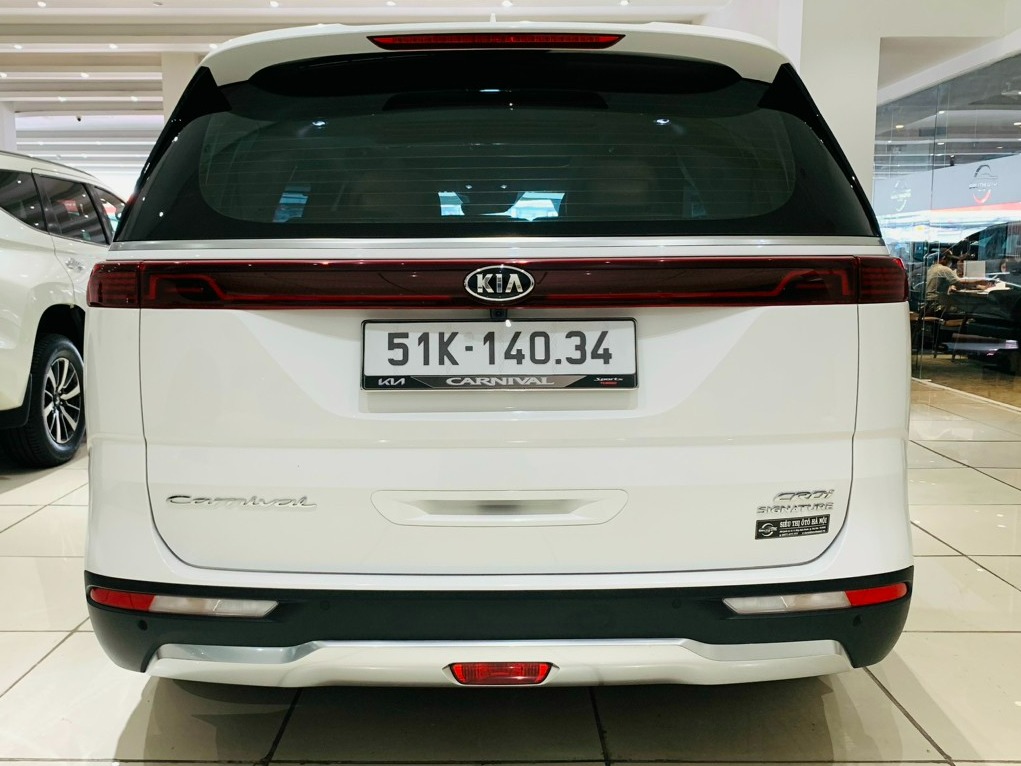 KIA CARNIVAL PREMIUM 2021