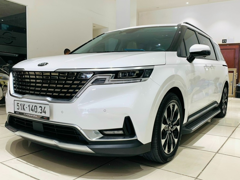 KIA CARNIVAL PREMIUM 2021