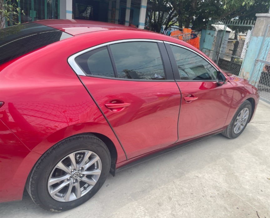 MAZDA 3 Deluxe 2022
