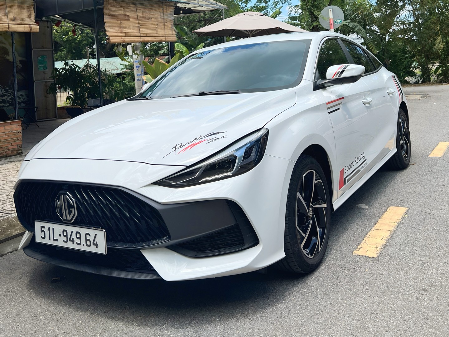 MG5 LUXURY 2025