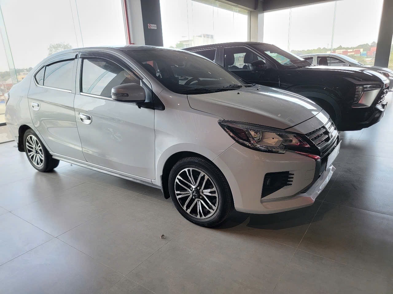 MITSUBISHI ATTRAGE 2021