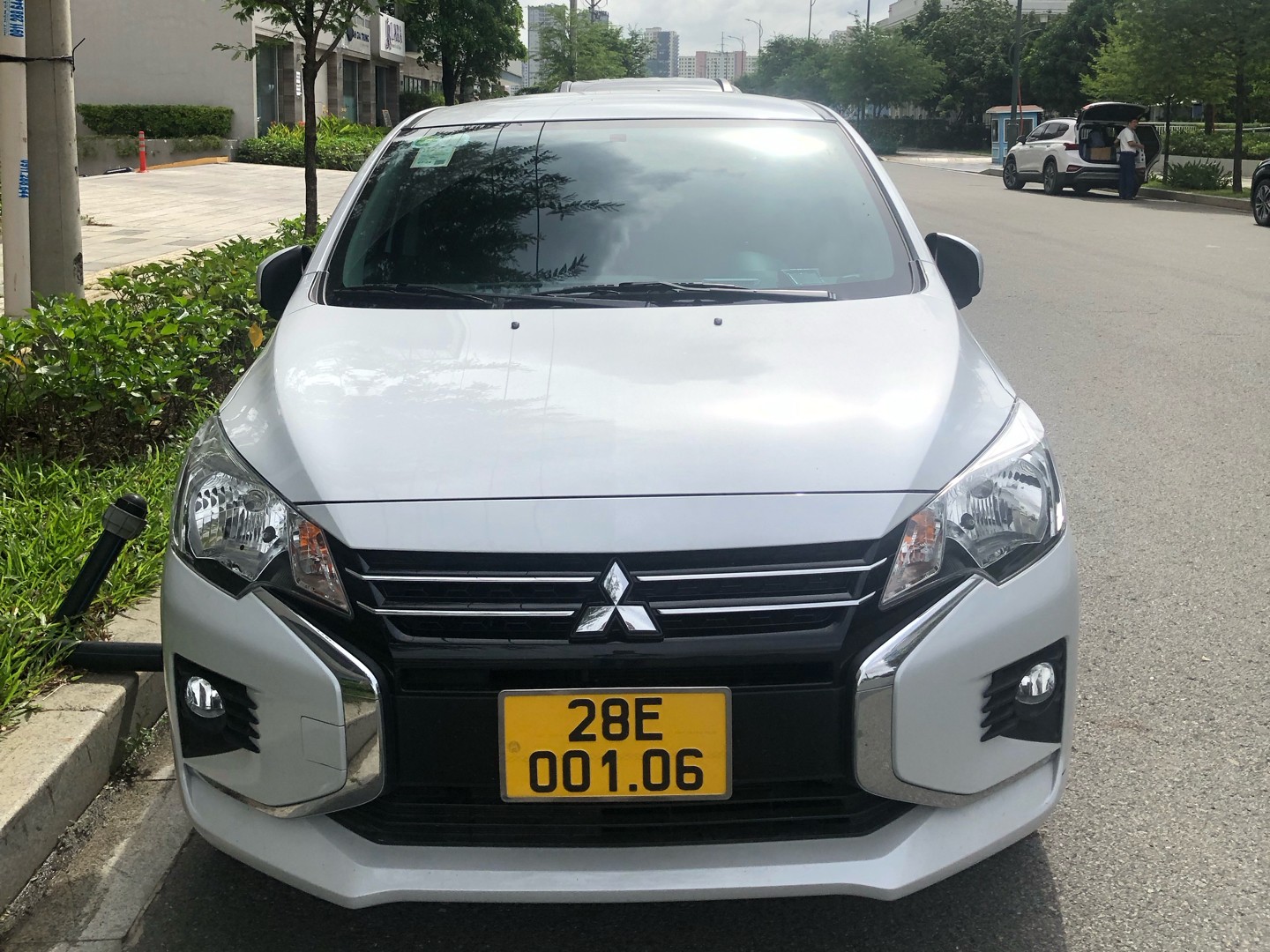 MITSUBISHI ATTRAGE 2023