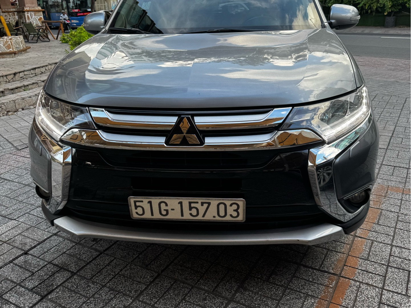 MITSUBISHI OUTLANDER 2018