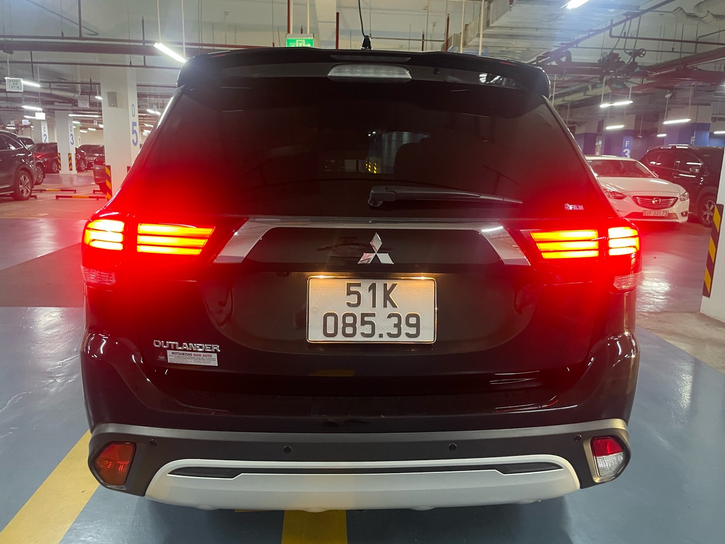 MITSUBISHI OUTLANDER 2021