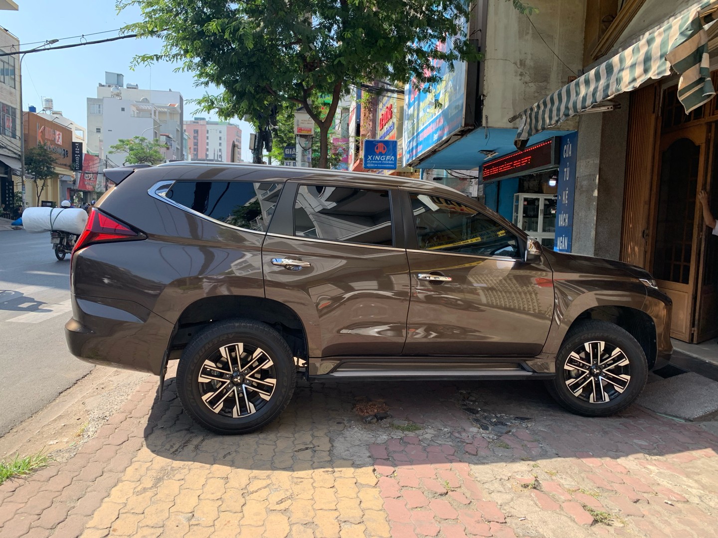 MITSUBISHI PAJERO SPORT 2021