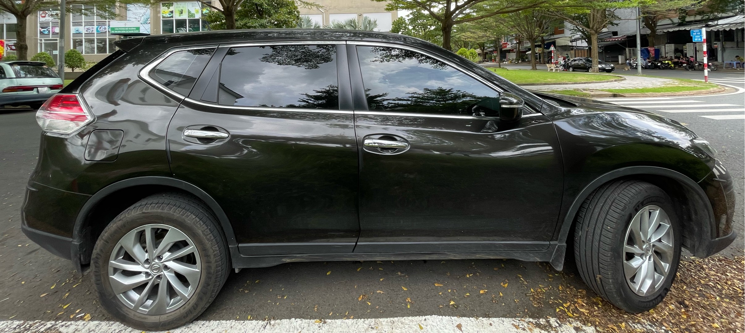 NISSAN X TRAIL 2016