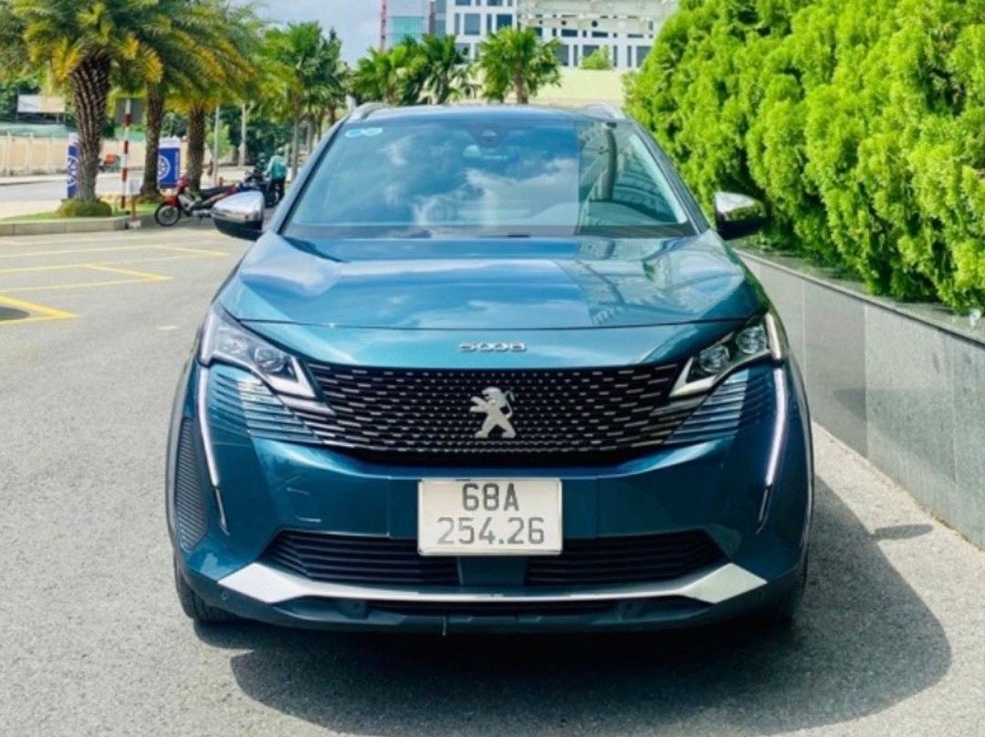 PEUGEOT 5008 2022