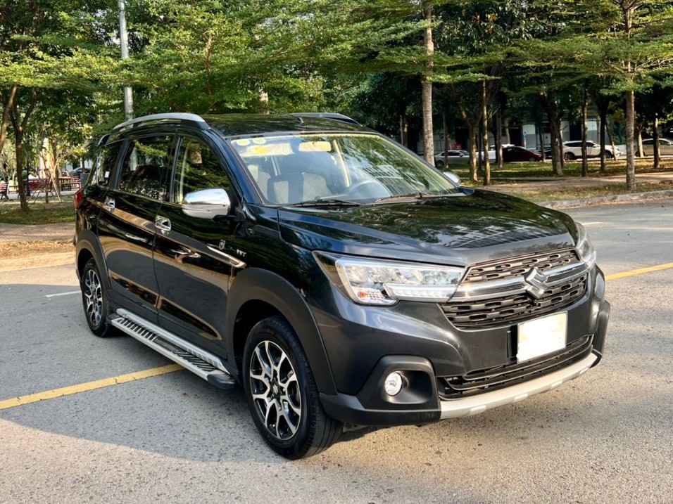 SUZUKI XL7 2021