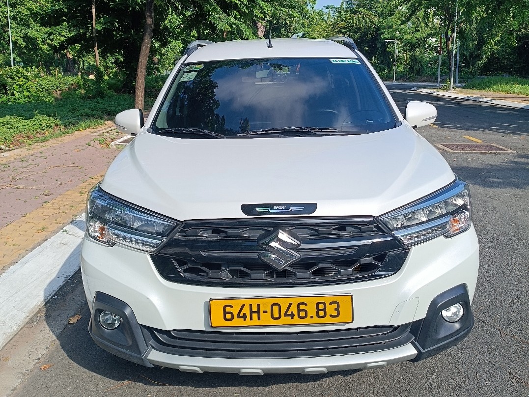 SUZUKI XL7 HYBRID 2025