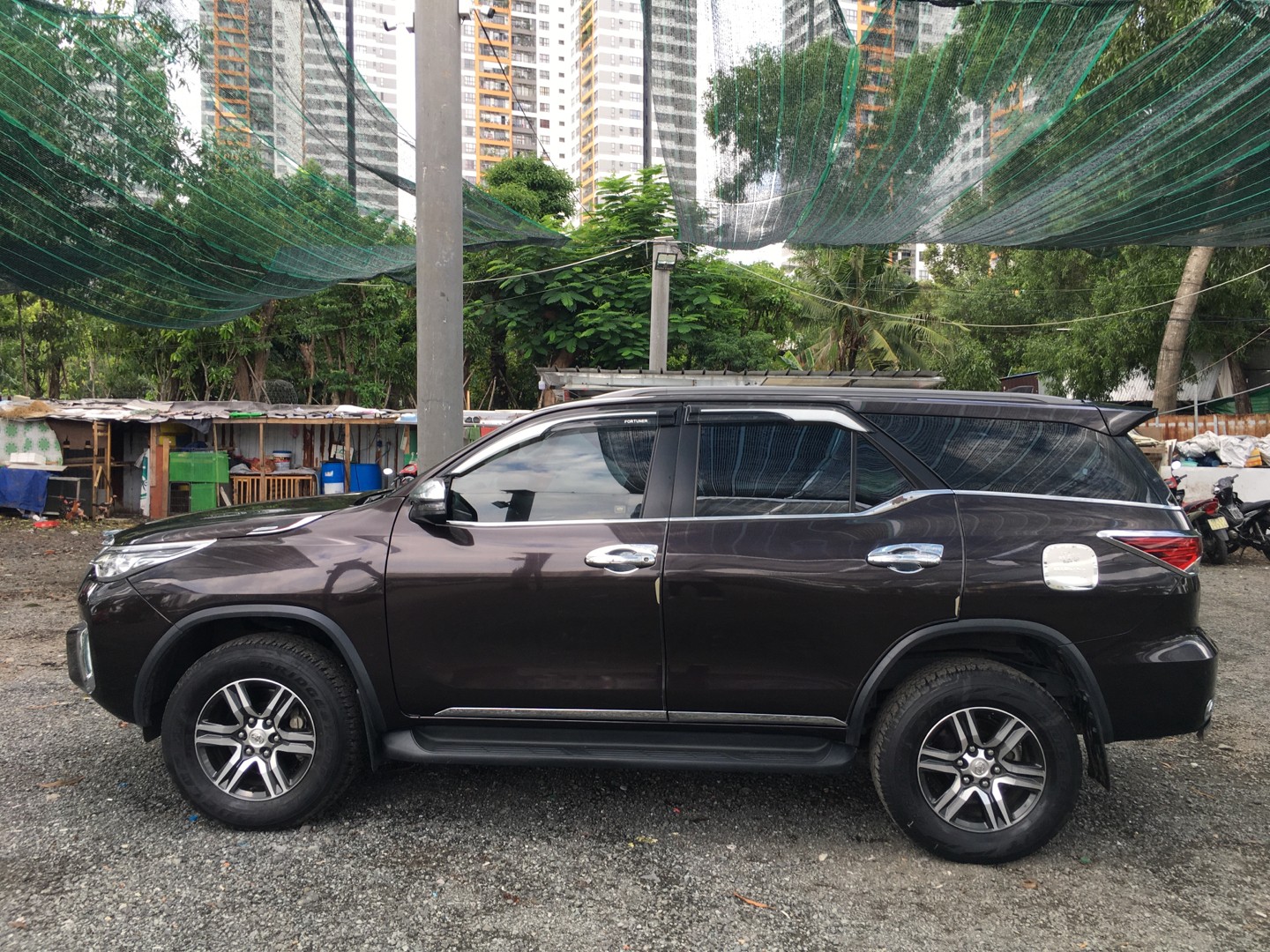 TOYOTA FORTUNER 2018