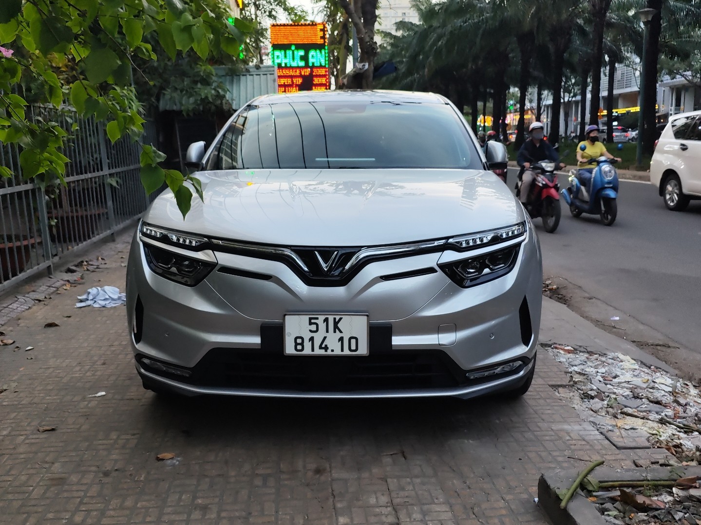 VINFAST VF8 PLUS 2023