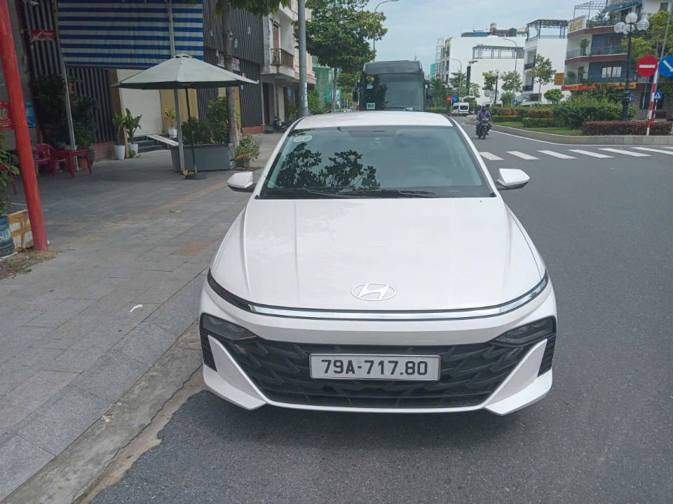 HYUNDAI ACCENT 2025