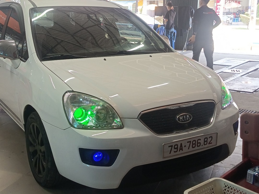 KIA CARENS 2013