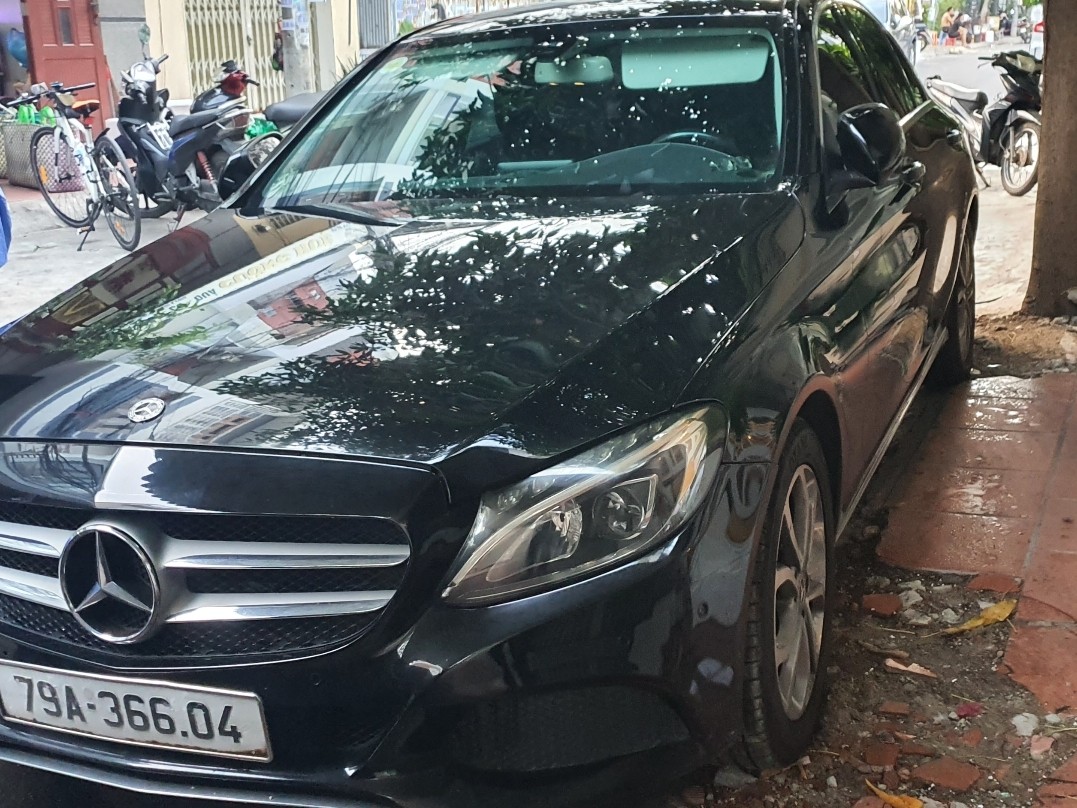 MERCEDES C200 2018
