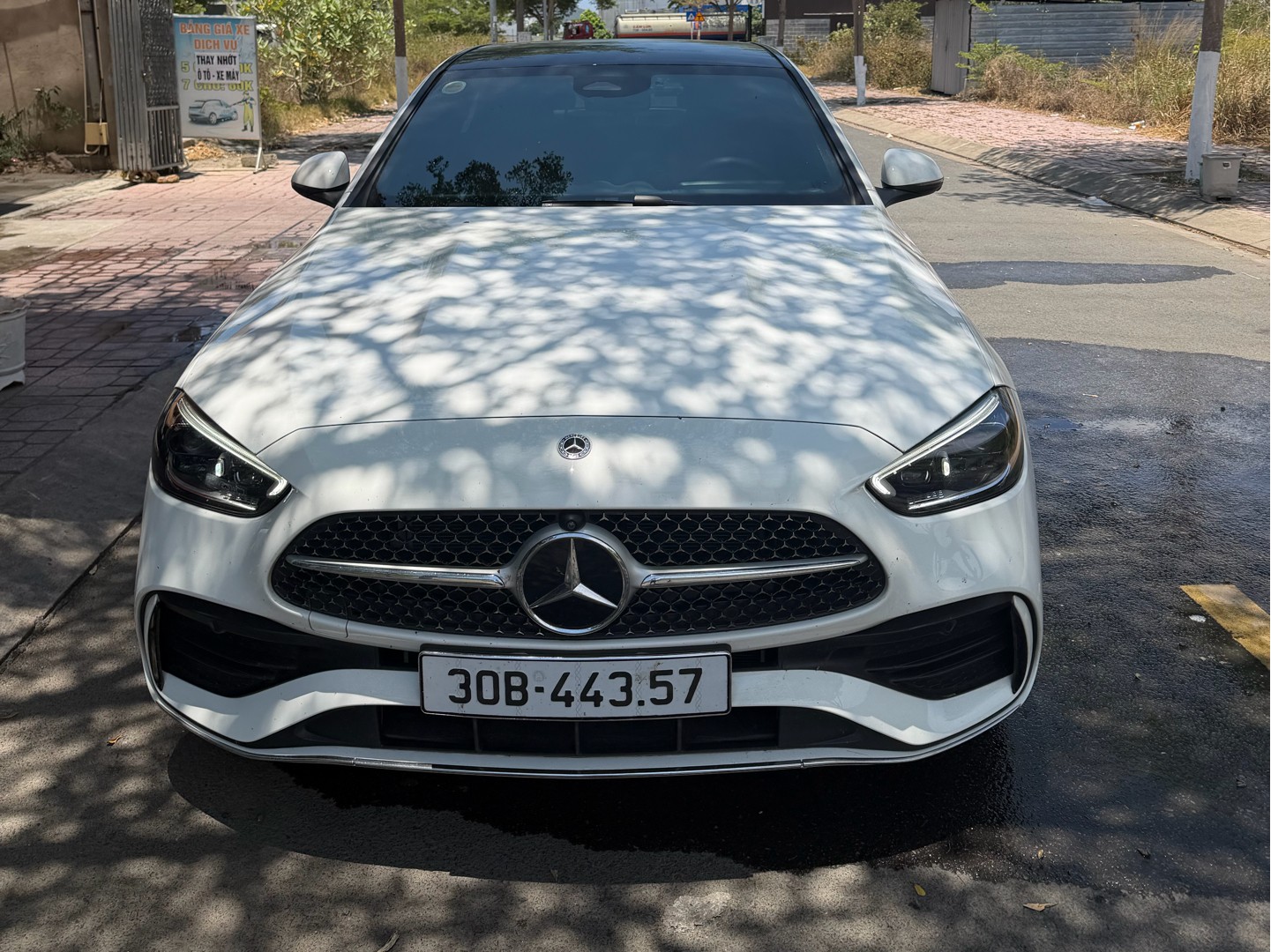 MERCEDES C300 AMG 2025