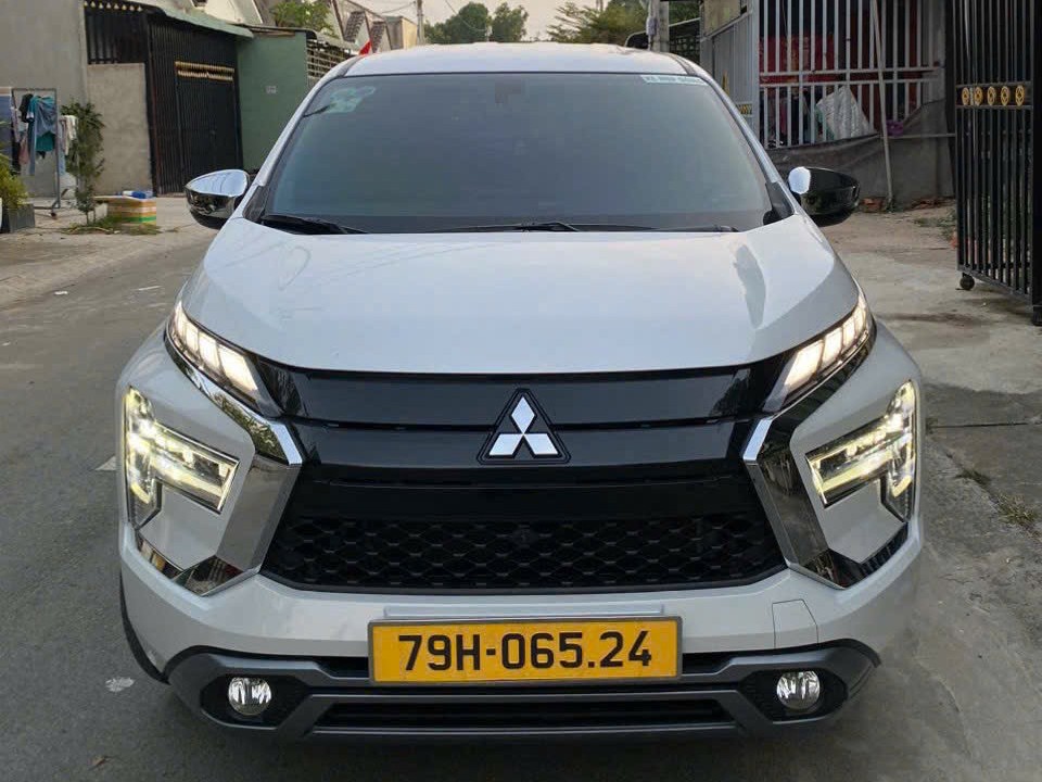 MITSUBISHI XPANDER 2024