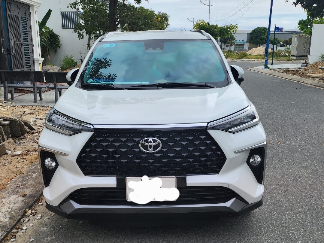 TOYOTA VELOZ CROSS 2023
