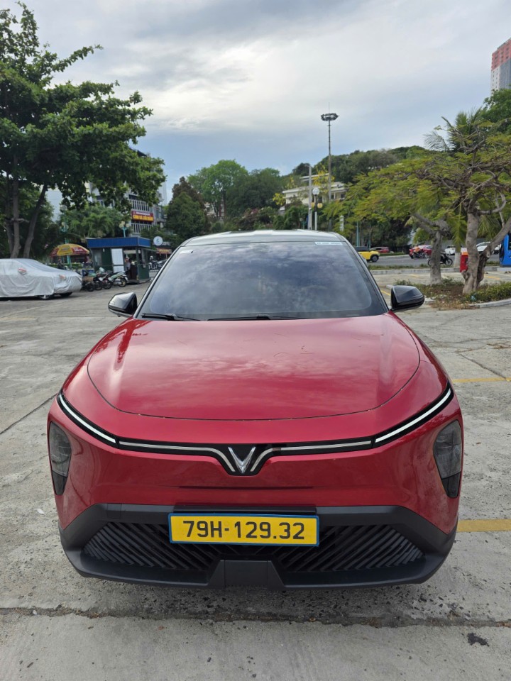 VINFAST LIMO GREEN 2026
