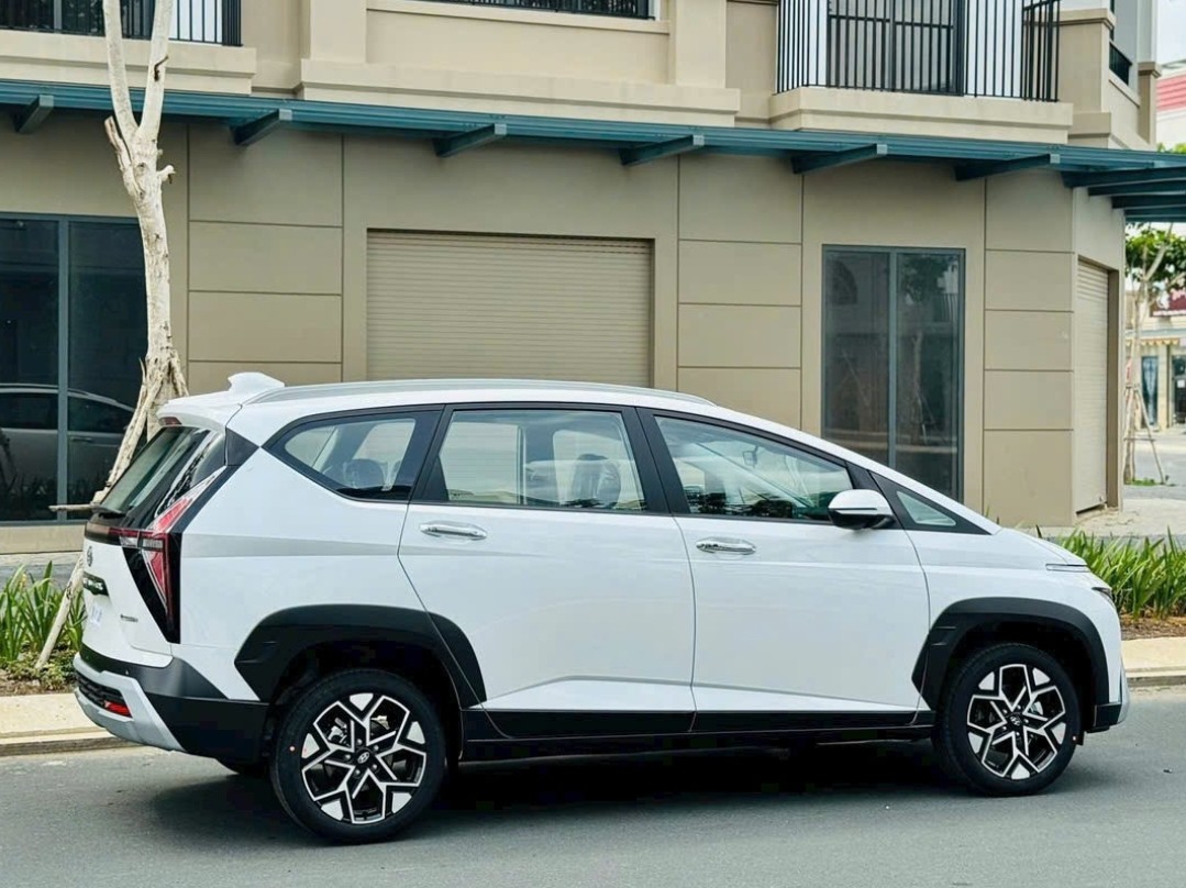 HYUNDAI STARGAZER PREMIUM 2025