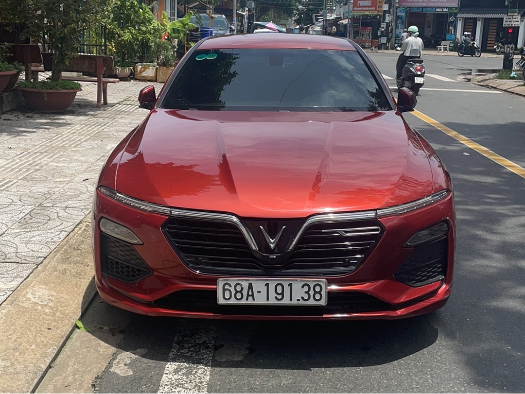 VINFAST LUX A 2021